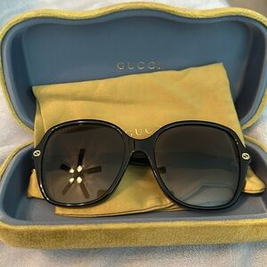 Gucci Black Sunglasses